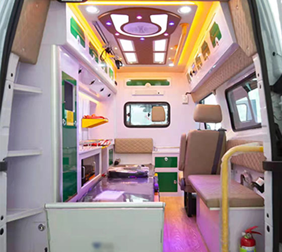 保川县车辆内部展示